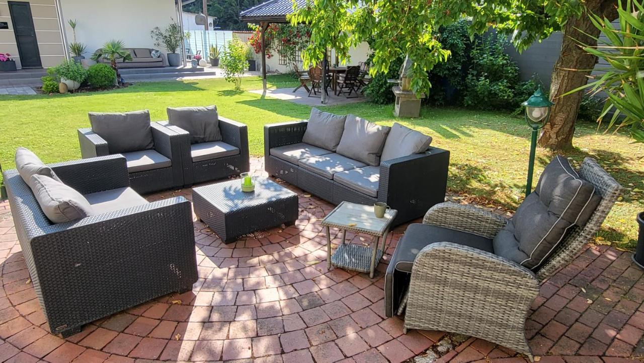 Apartments Am Saalebogen Mit Gartenterrasse, Grillkamin, Freie Parkplaetze Rudolstadt Bagian luar foto